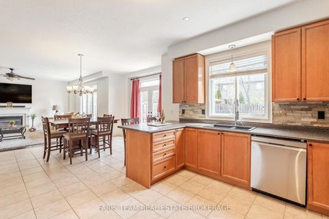 Photo 9 at 49 Prince William Way, Shore, Barrie