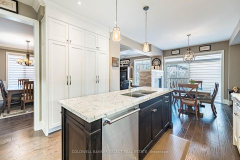Photo 15 at 161 Cranbrook Crescent, Kleinburg, Vaughan