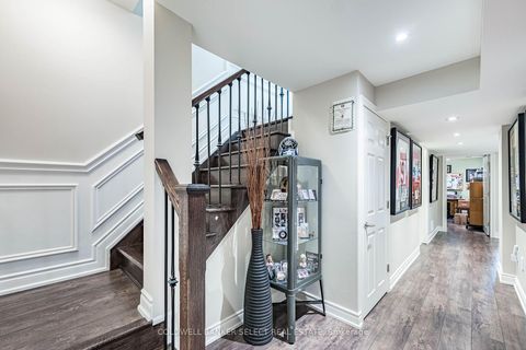 Photo 32 at 161 Cranbrook Crescent, Kleinburg, Vaughan