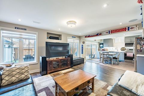 Photo 36 at 161 Cranbrook Crescent, Kleinburg, Vaughan