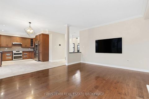 Photo 14 at 3 Prince William Way, Shore, Barrie