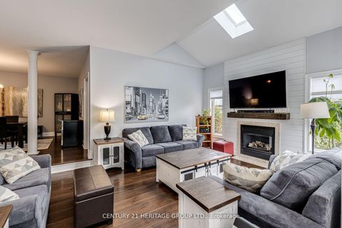 Photo 5 at 673 Chaleur Place, Wyndham, Newmarket