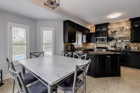 Photo 6 at 673 Chaleur Place, Wyndham, Newmarket