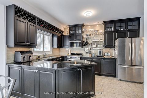 Photo 8 at 673 Chaleur Place, Wyndham, Newmarket
