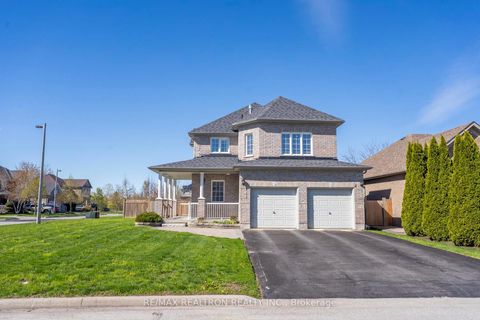Photo 5 at 2 Whitestone Drive, Keswick North, Georgina