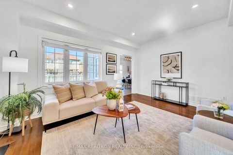 Photo 13 at 2 Whitestone Drive, Keswick North, Georgina