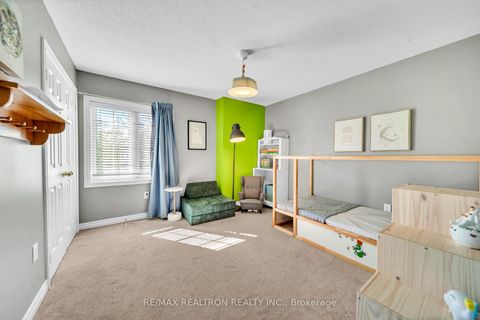 Photo 32 at 2 Whitestone Drive, Keswick North, Georgina