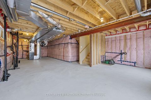 Photo 21 at 17 BEDFORD ESTATES Crescent, Bayshore, Barrie