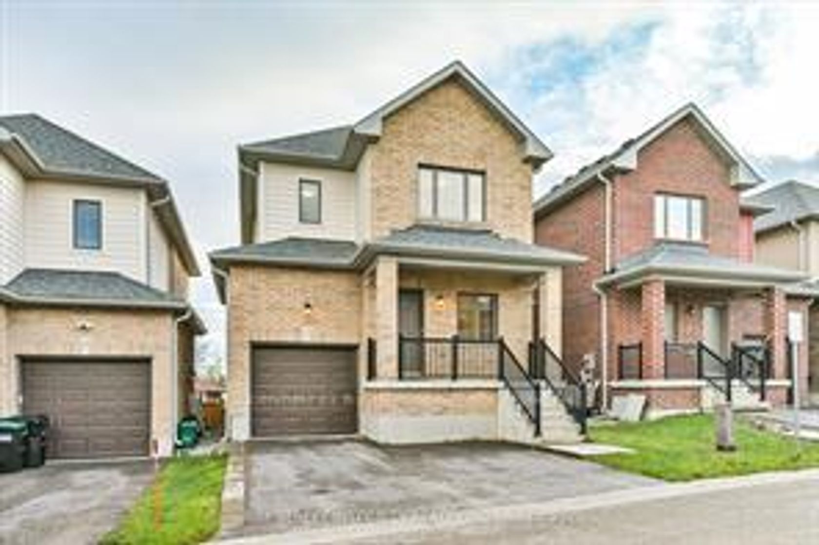17 BEDFORD ESTATES Crescent, Bayshore, Barrie photo number 2
