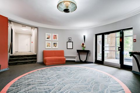 Photo 18 at 403 - 707 Eglinton Avenue W, Forest Hill South, Toronto