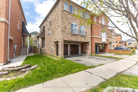 Photo 2 at 12 Touchstone Drive, Amesbury, Toronto