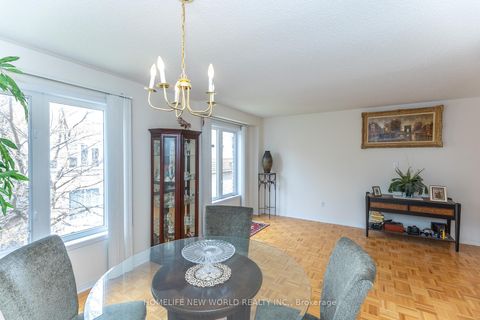 Photo 9 at 12 Touchstone Drive, Amesbury, Toronto