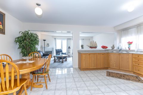 Photo 12 at 12 Touchstone Drive, Amesbury, Toronto