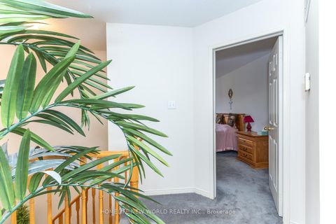 Photo 24 at 12 Touchstone Drive, Amesbury, Toronto