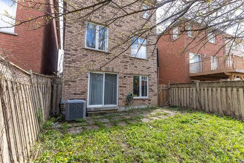 Photo 43 at 12 Touchstone Drive, Amesbury, Toronto