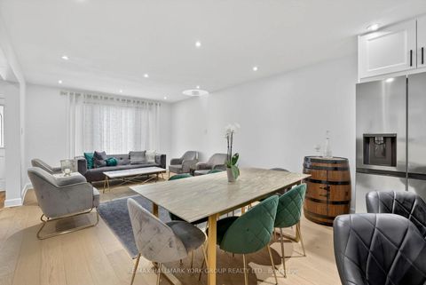 Photo 11 at 459 Sandford Street, Central Newmarket, Newmarket