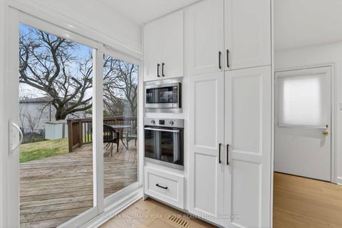Photo 16 at 459 Sandford Street, Central Newmarket, Newmarket
