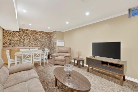 Photo 27 at 459 Sandford Street, Central Newmarket, Newmarket