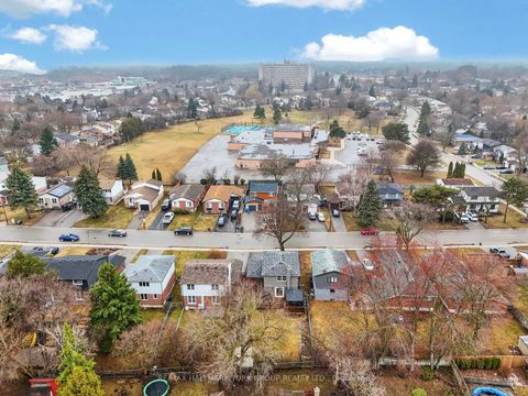 Photo 43 at 459 Sandford Street, Central Newmarket, Newmarket