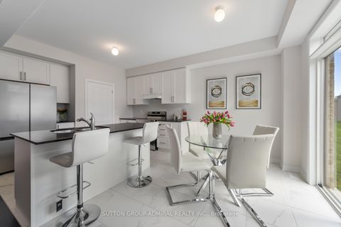 Photo 8 at 1285 Davis Loop, Lefroy, Innisfil