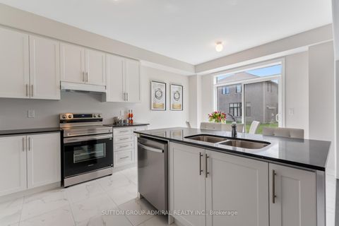 Photo 11 at 1285 Davis Loop, Lefroy, Innisfil