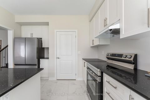 Photo 12 at 1285 Davis Loop, Lefroy, Innisfil