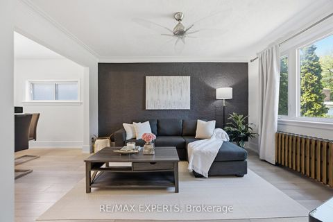 Photo 2 at 221 Clonmore Drive, Cliffside, Toronto