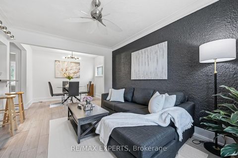 Photo 3 at 221 Clonmore Drive, Cliffside, Toronto