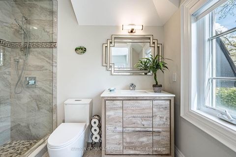 Photo 35 at 30 Westridge Road, Humber Valley, Toronto