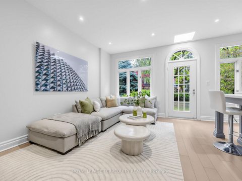 Photo 10 at 159 Hillsdale Avenue E, Mount Pleasant West, Toronto