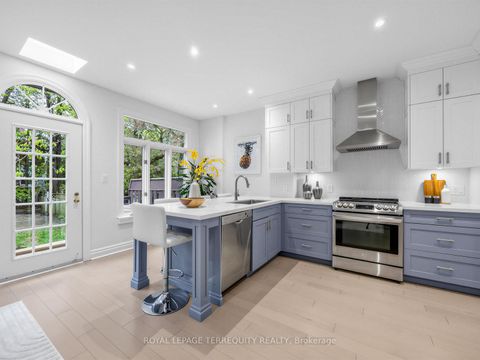 Photo 15 at 159 Hillsdale Avenue E, Mount Pleasant West, Toronto