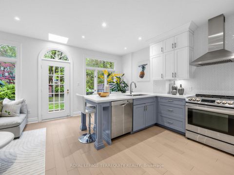 Photo 16 at 159 Hillsdale Avenue E, Mount Pleasant West, Toronto