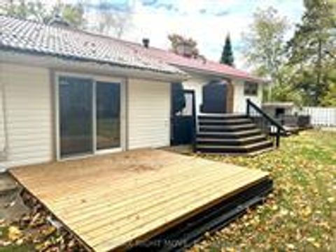 Photo 29 at 234 Oak Street, Stayner, Clearview