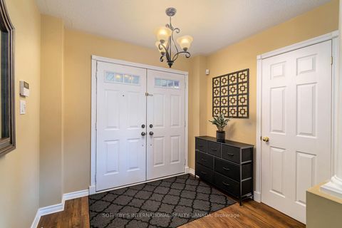 Photo 2 at 52 Monteith Crescent, Maple, Vaughan