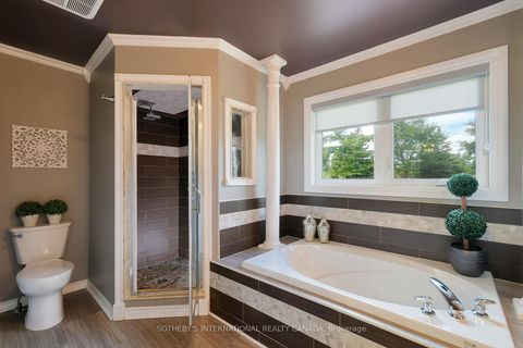 Photo 23 at 52 Monteith Crescent, Maple, Vaughan