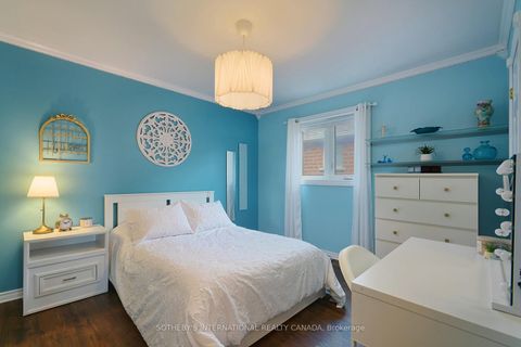 Photo 32 at 52 Monteith Crescent, Maple, Vaughan