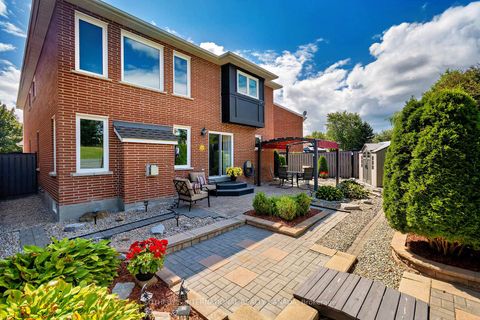 Photo 43 at 52 Monteith Crescent, Maple, Vaughan