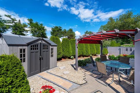 Photo 44 at 52 Monteith Crescent, Maple, Vaughan