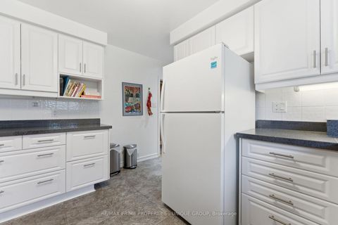 Photo 16 at 229 Park Home Avenue, Willowdale West, Toronto