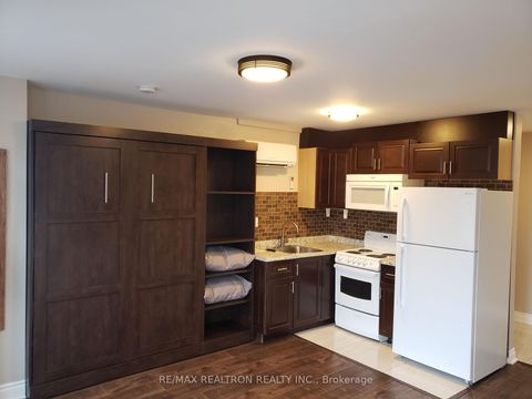 Photo 10 at 1299 Danforth Avenue, Coxwell, Toronto