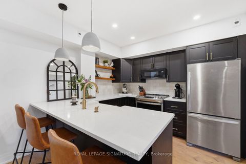 Photo 9 at 3901 - 39 Sudbury Street, Niagara, Toronto