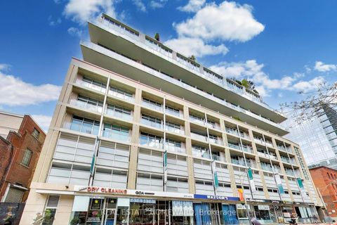 Photo 1 at 1115 - 388 Richmond Street W, Waterfront Communities C1, Toronto