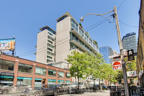 Photo 4 at 1115 - 388 Richmond Street W, Waterfront Communities C1, Toronto