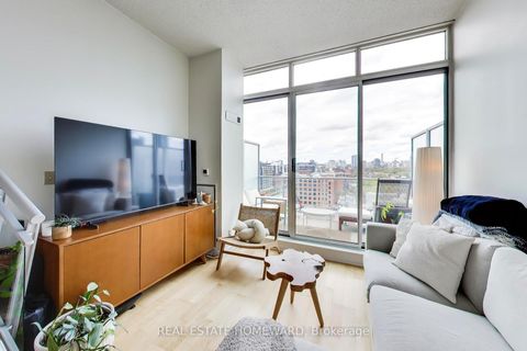 Photo 9 at 1115 - 388 Richmond Street W, Waterfront Communities C1, Toronto