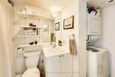 Photo 21 at 1115 - 388 Richmond Street W, Waterfront Communities C1, Toronto