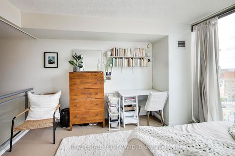 Photo 23 at 1115 - 388 Richmond Street W, Waterfront Communities C1, Toronto
