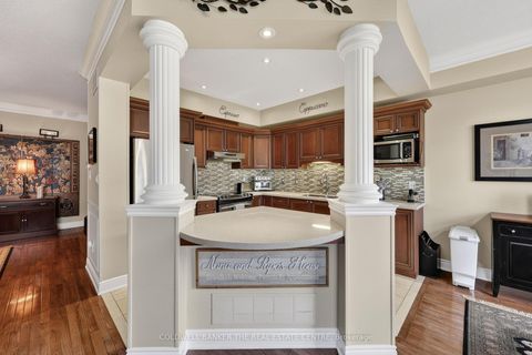 Photo 10 at 48 - 428 Terry Carter Crescent, College Manor, Newmarket