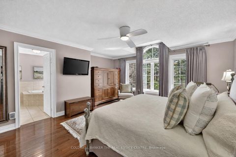 Photo 17 at 48 - 428 Terry Carter Crescent, College Manor, Newmarket