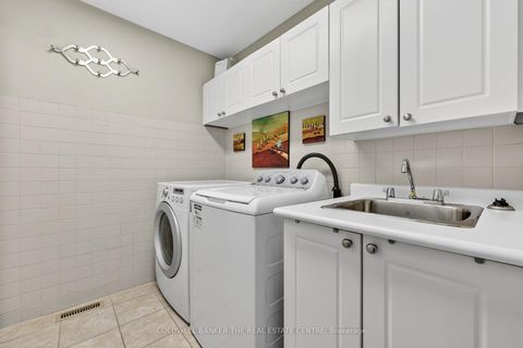 Photo 22 at 48 - 428 Terry Carter Crescent, College Manor, Newmarket