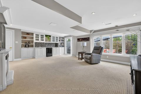 Photo 24 at 48 - 428 Terry Carter Crescent, College Manor, Newmarket